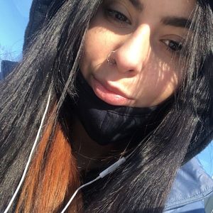 Meet your Posher, Jillian